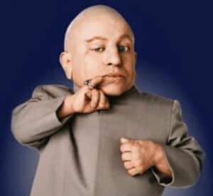 an image of mini me from the austin powers movies
